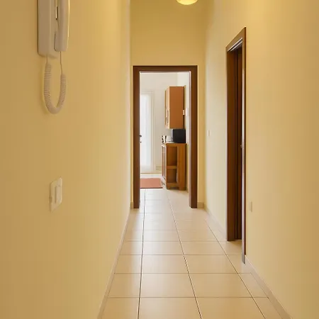 Summerhome Νάπολη